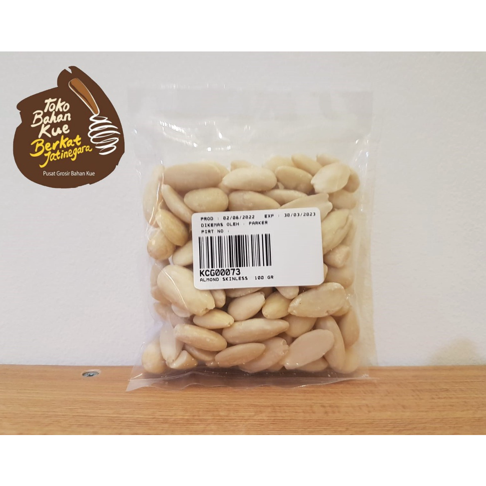 

✨ RAW ALMOND SKINLESS / ALMOND UTUH TANPA KULIT REPACK 100 GR