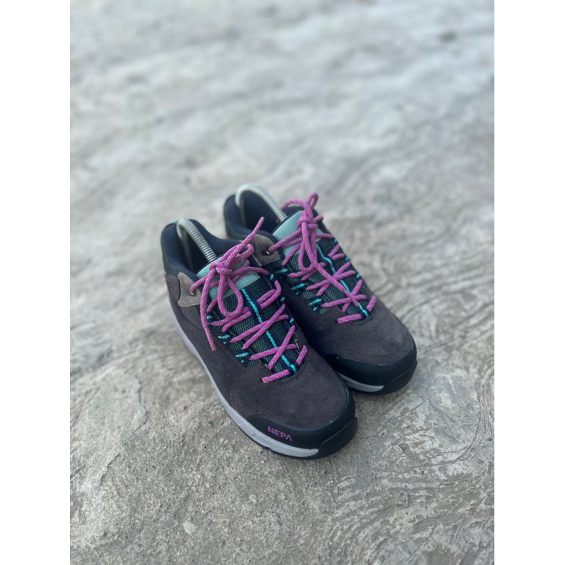 Sepatu gunung second original nepa