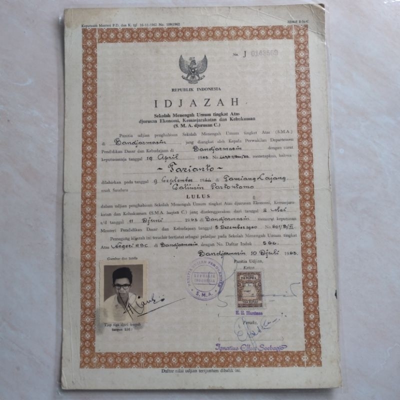Koleksi Arsip Dok Kuno ASLI Idjazah SMA Bandjarmasin Tarianto 1963 - YN816