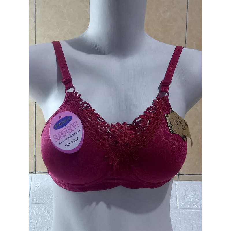 BRA / BH super soft busa tanpa kawat merk fema
