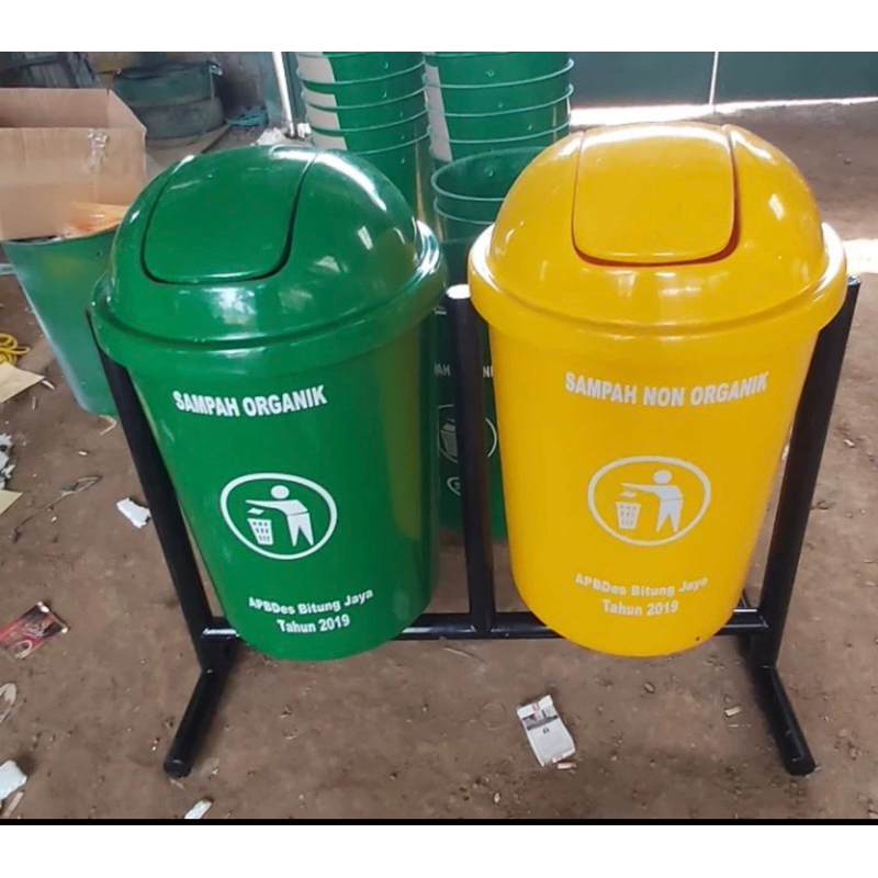 tempat sampah 2 pilah kapasitas 80 litter, tempat sampah 2in1, tempat sampah gantung, tempat sampah