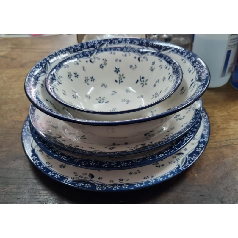 FORMIA KERAMIK PUTIH DENGAN MOTIF DAUN DAFFODIL BIRU / PIRING MAKAN DALAM CEPER / CUP SAUCER /