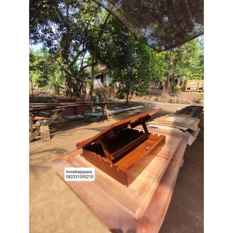 meja standing 30x40 cm