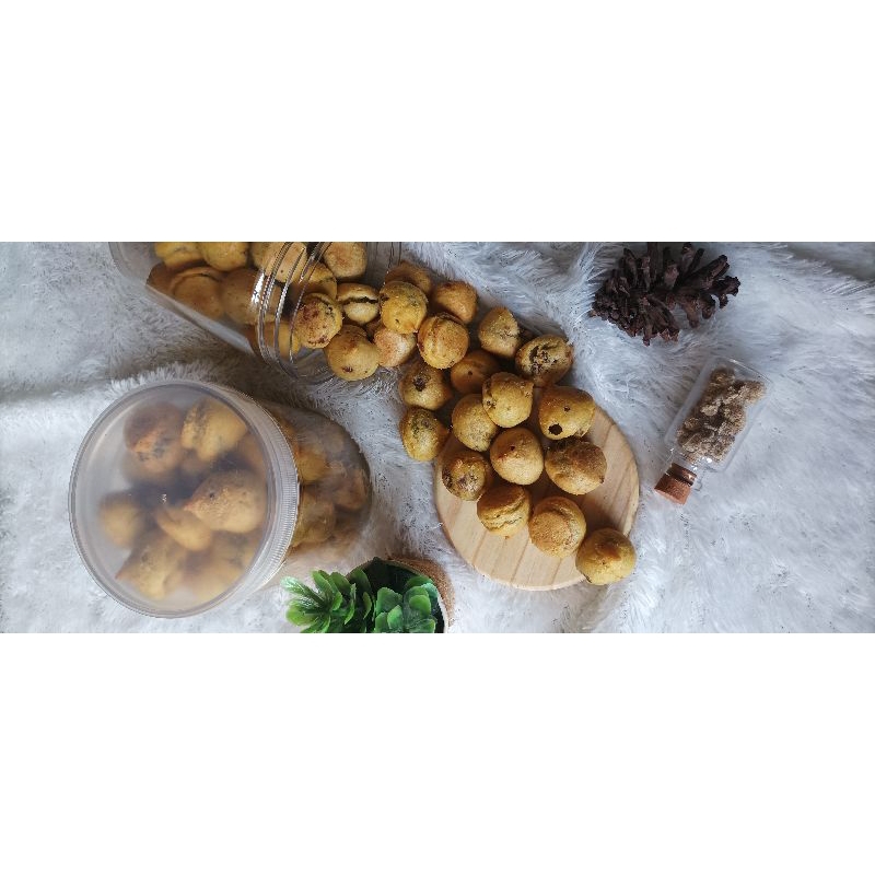 

Soes Kering Lumer Coklat