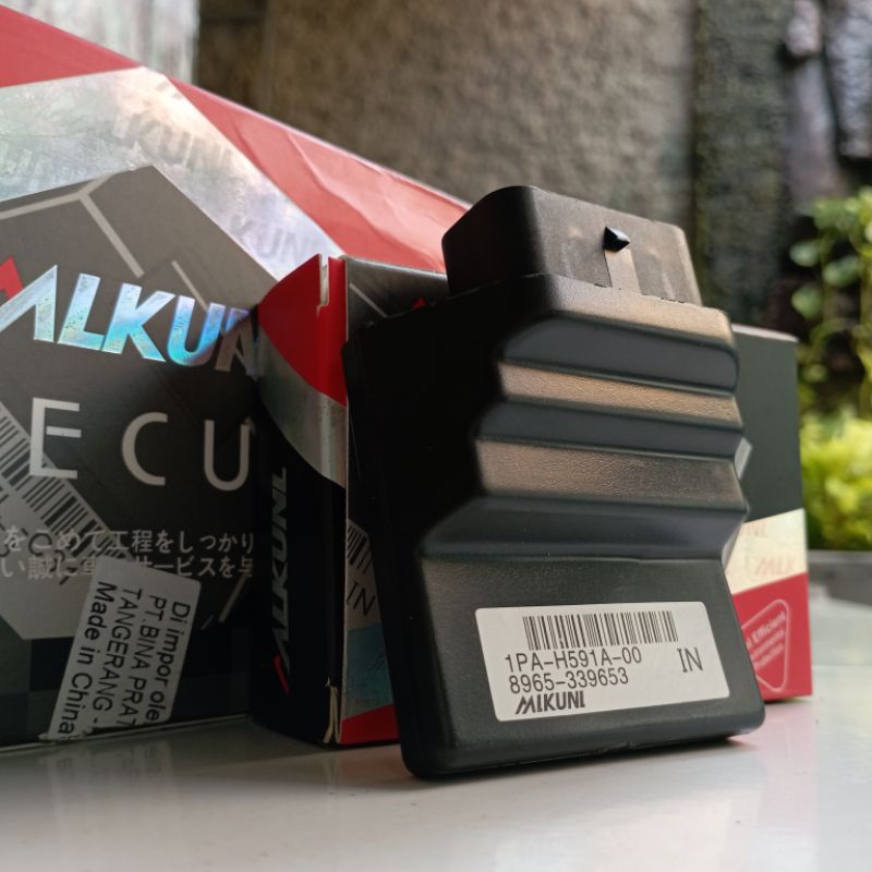 ECU CDI VIXION NEW NVL 2012-2014 1PA-H591A-00 MLKUNL