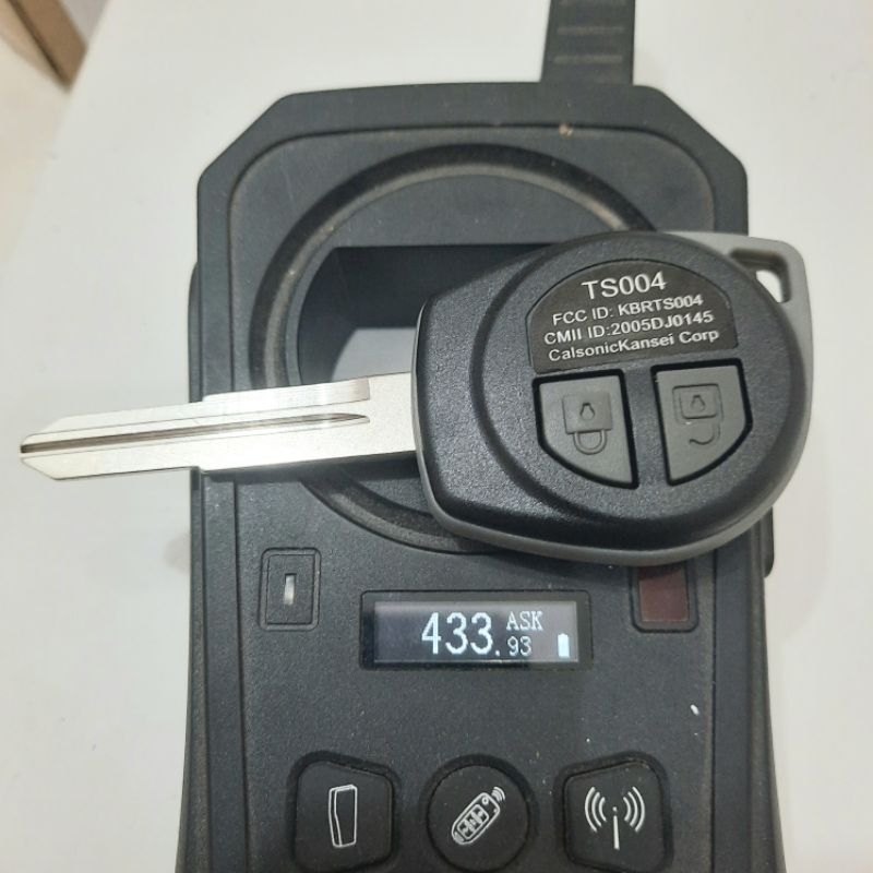 kunci Remote Suzuki APV