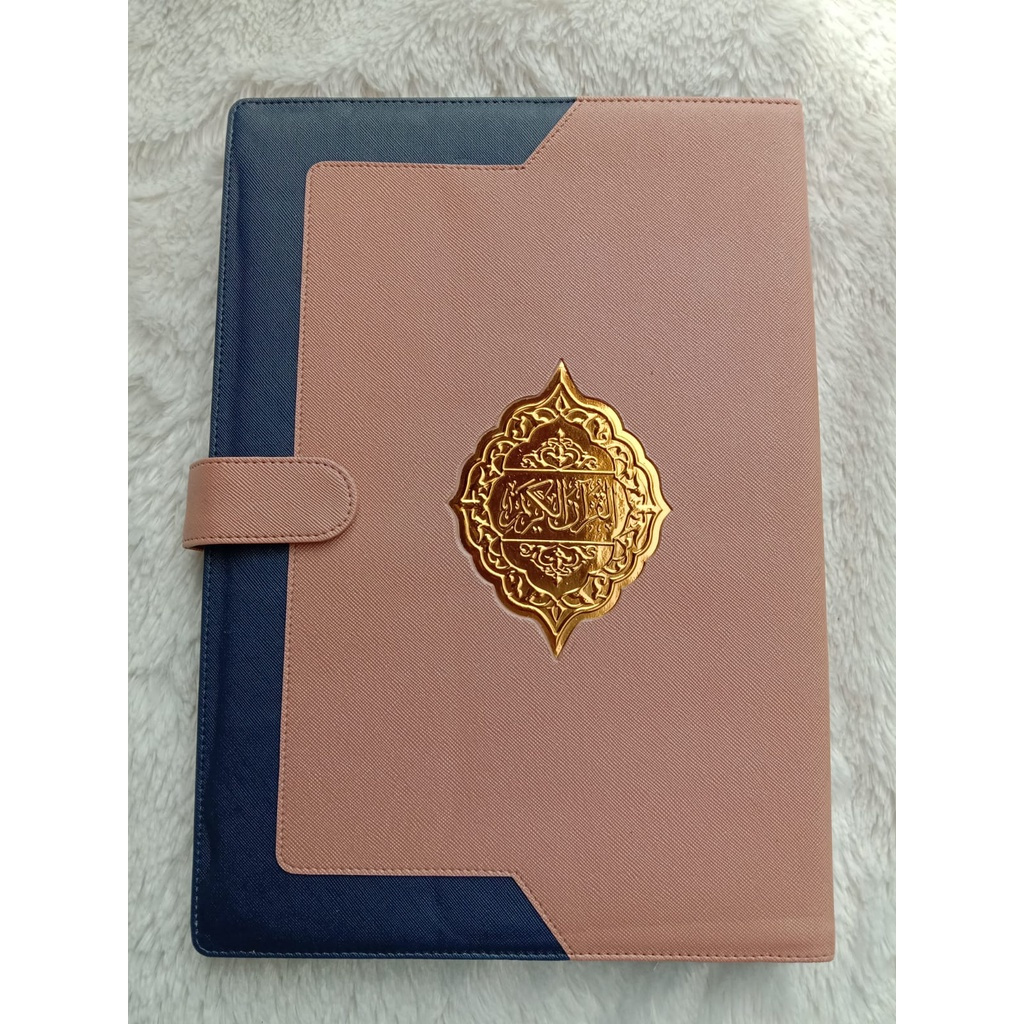 

Sampul Alquran Cover Al Quran Model Agenda Ukuran A4 - 22 Cm X 30,5 Cm | Bukan Al Quran