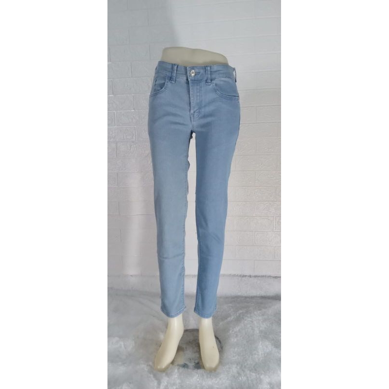 Sisa Ekspor Celana Jeans Nevada