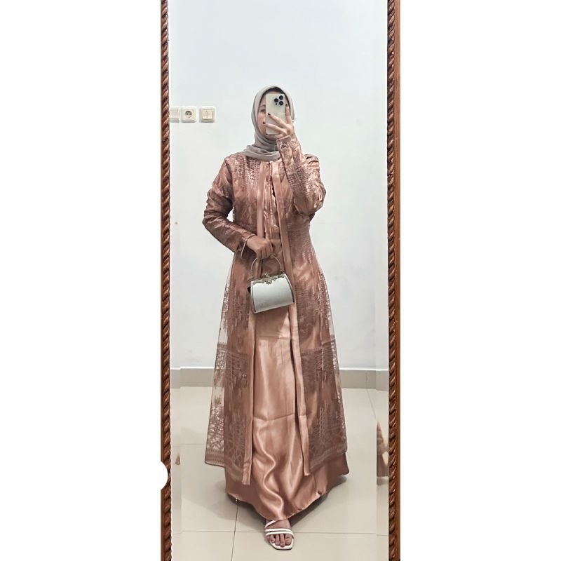 GAMIS CANTIKA // Gamis Satin Kristal Mix Tile