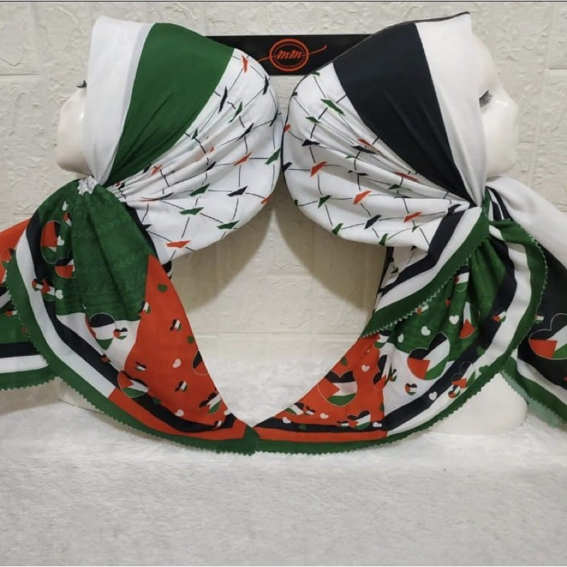 Hijab Segi Empat Voal Motif Palestina Warna Hitam Putih Hijau Merah Kerudung Murah Terbaru