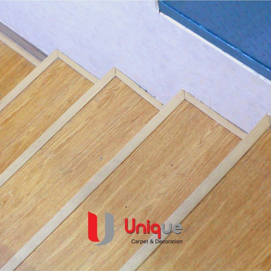 List Siku L / List Lantai Tangga / Aksesoris Lantai PVC Untuk Tangga