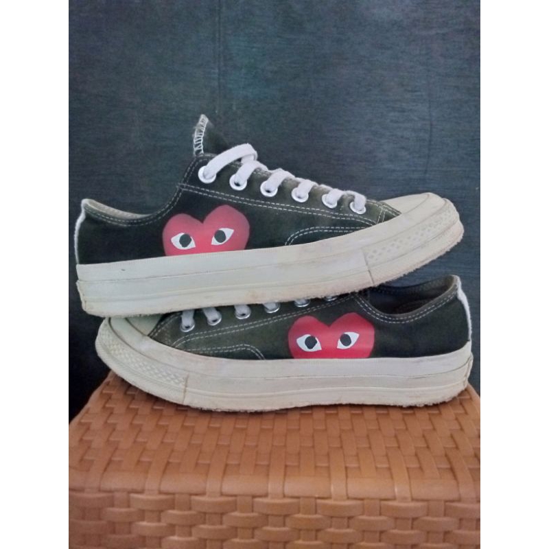 Sepatu Converse bekas, 70s play