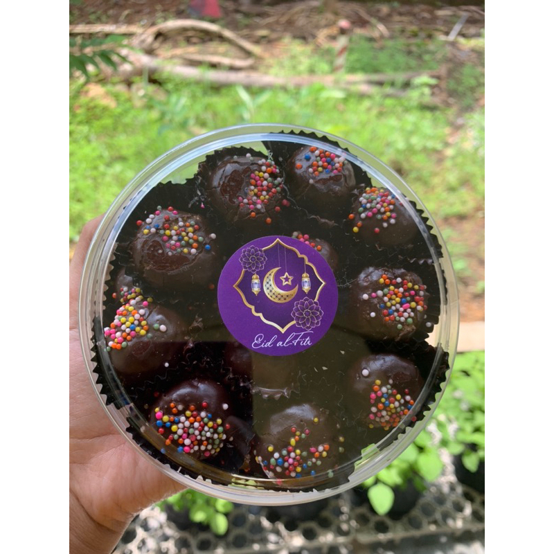 

BOLA-BOLA COKLAT UKURAN 250gr