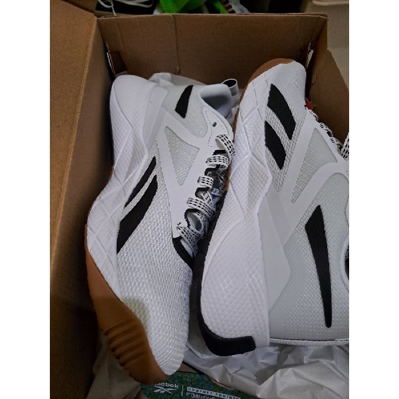 sepatu reebok