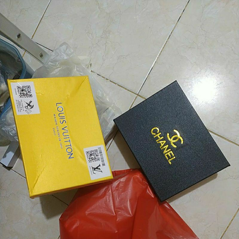 

Box Branded tambahan