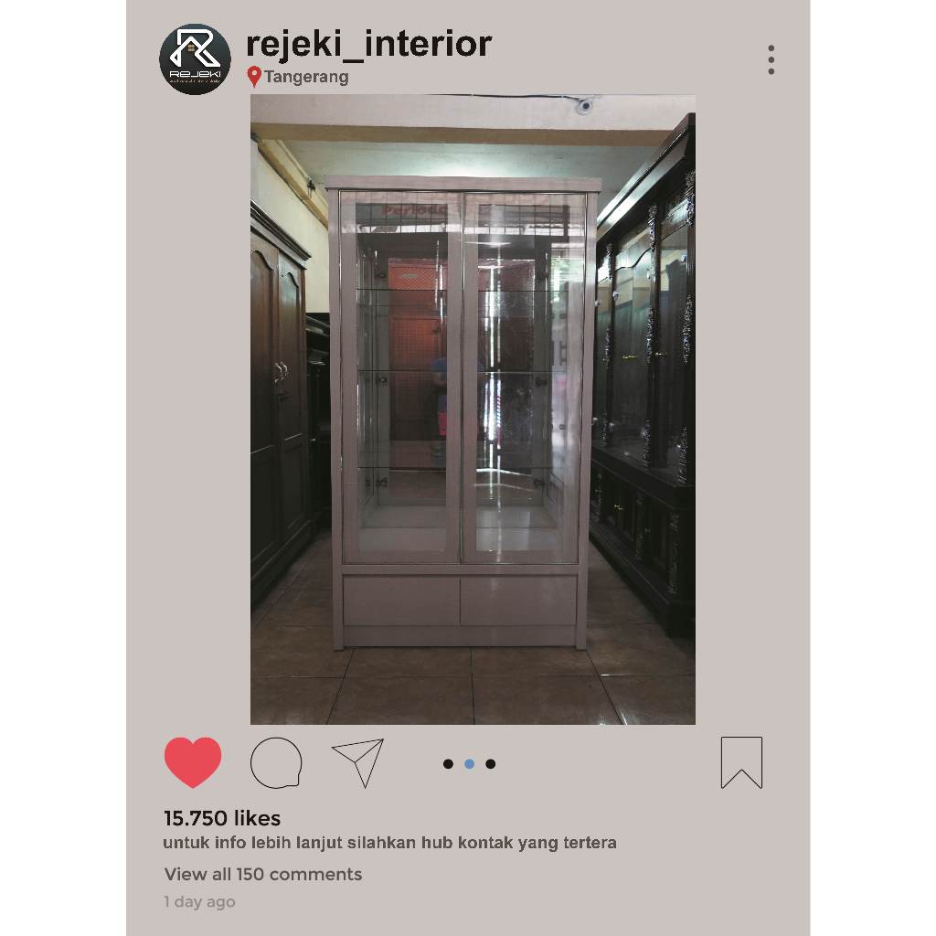 Lemari Hias / Lemari Pajangan / Bufet Kaca Minimalis dengan Kaca