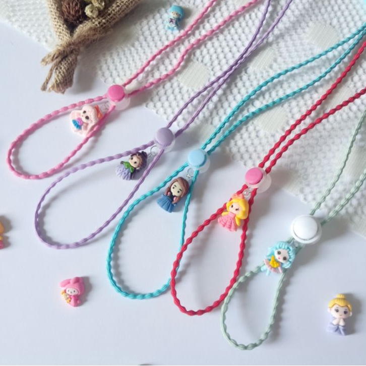 Kalung Clay Strap Masker Karakter Boneka BTS - Masker Anak Dewasa & Hijab String Termurah