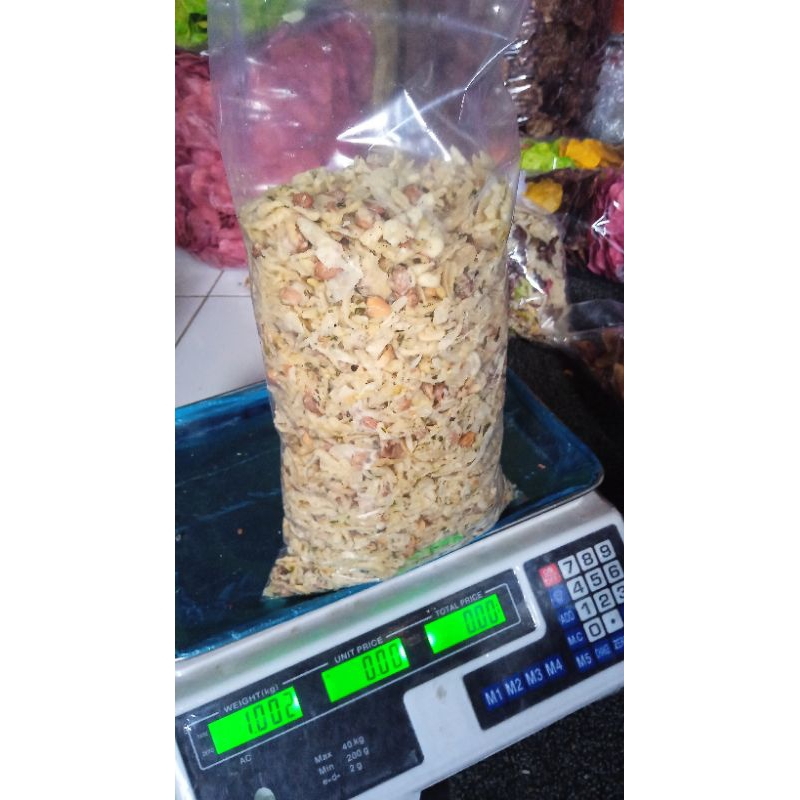 

remukan peyek kacang tanah super,homemade