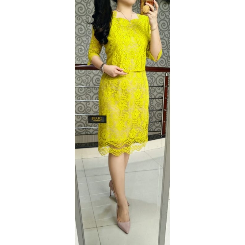 Dress renda semi prancis