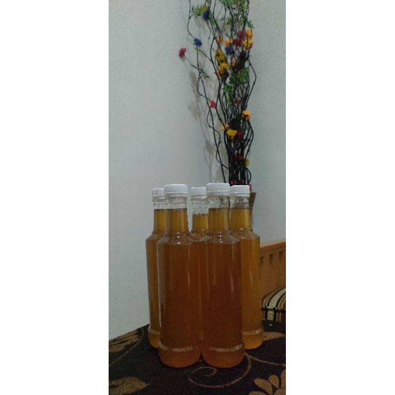

Madu Asli Madu Manis Sialang dengan nuansa sedikit masam