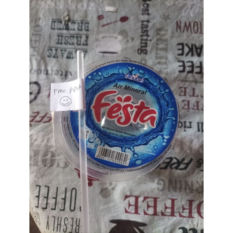 

Air minum Fiesta gelas