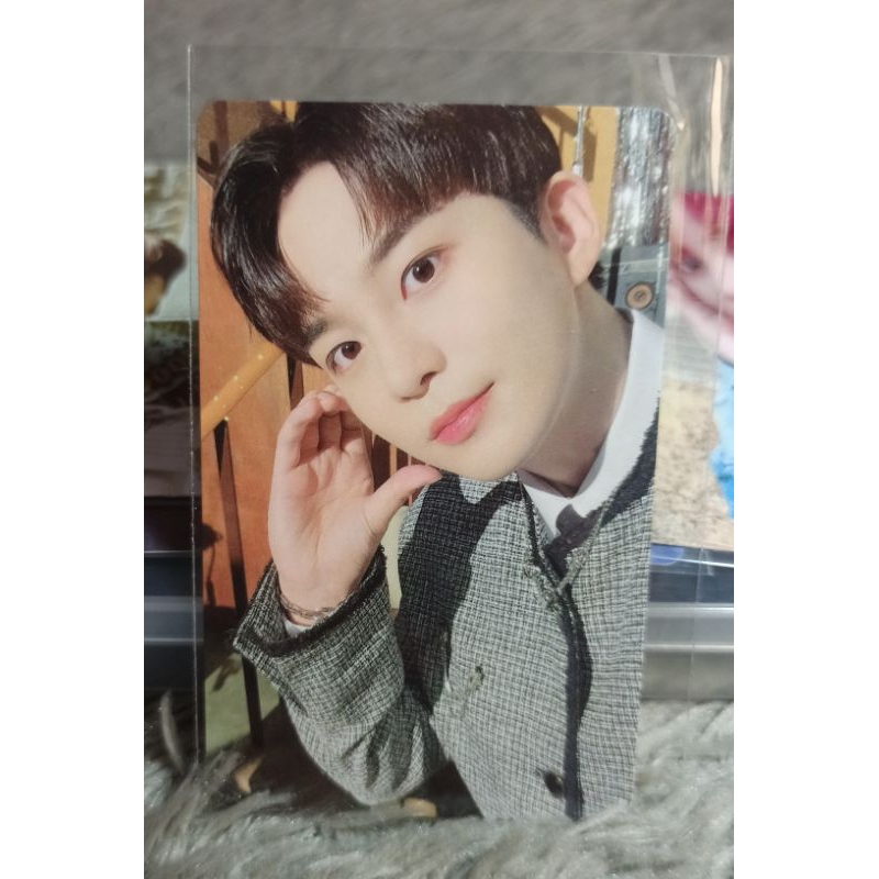 ATEEZ Jongho 2023 Seasons Greeting PC