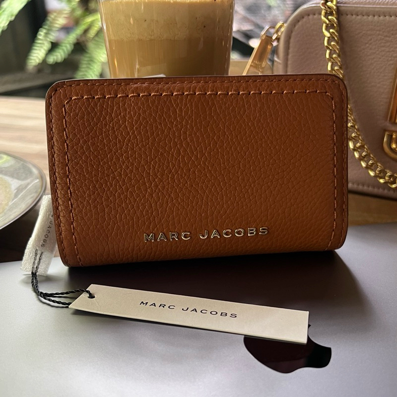 Marc Jacobs Medium Wallet AUTHENTIC ✅