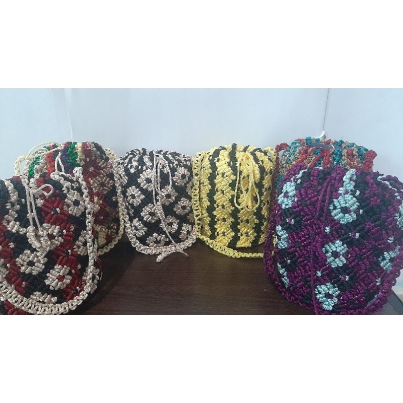 Tenong Beras/Tempat beras rajut
