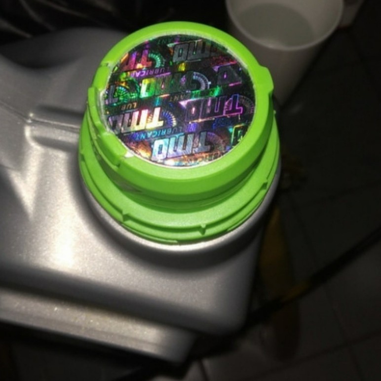 Oli Mesin TMO 5W 30 TOYOTA 4 Liter