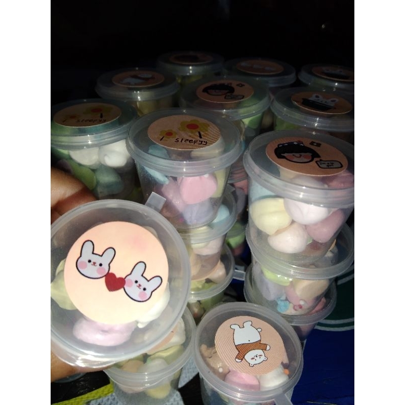 

MERINGUE COOKIES KEMASAN IMUT