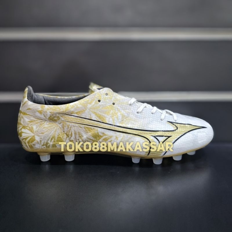 Sepatu Bola AG Mizuno Alpha Elite AG