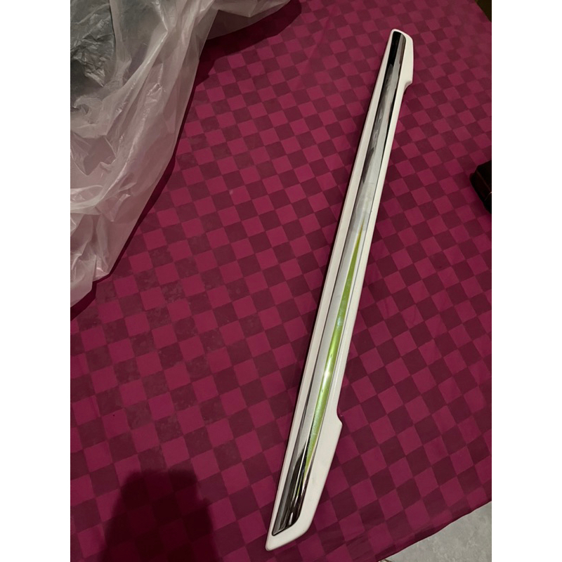 trunklid innova 2013