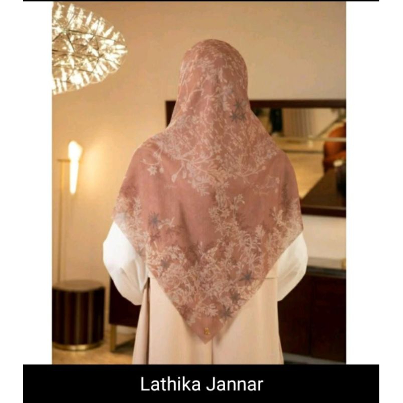 Heylocal Scarf Lathika