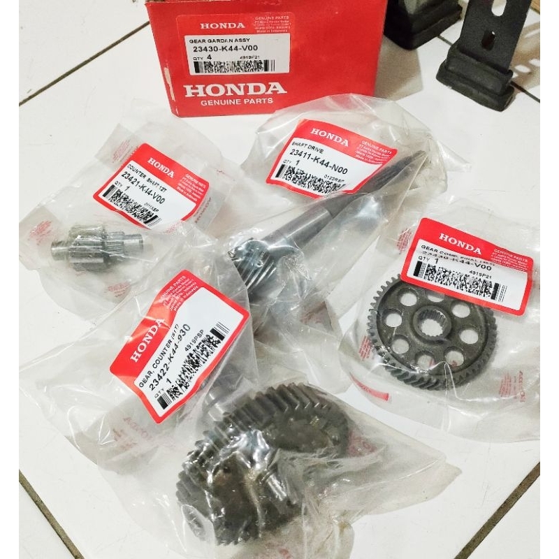 GEAR GIGI GARDAN AS PULLY CVT BEAT FI STATER HALUS K44 VARIO 110 FI F1 BEAT POP BEAT ESP SCOOPY FI S