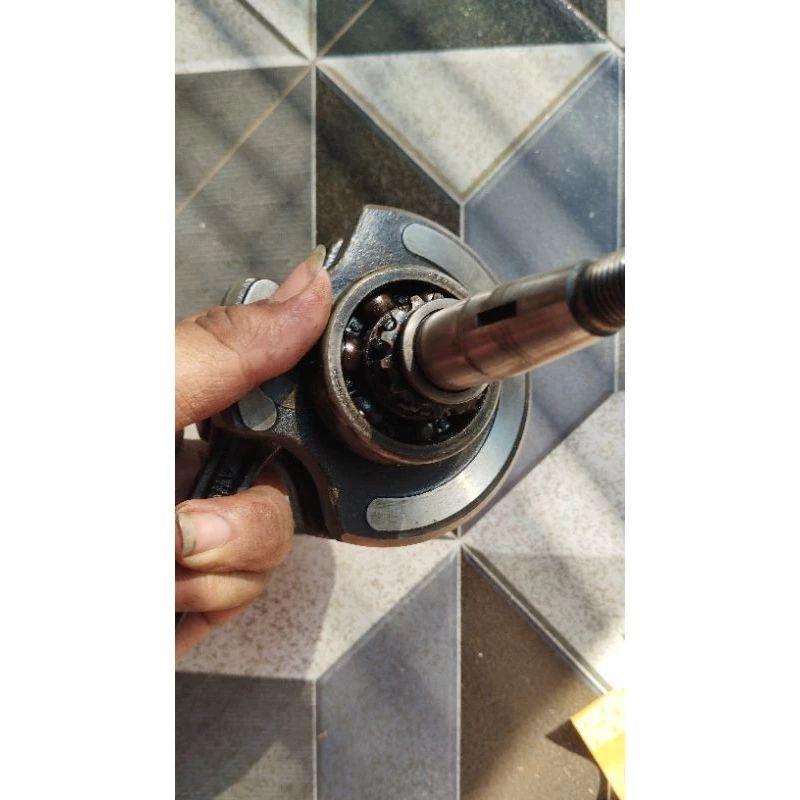 Kruk as bandul setang seher crangkshaft Jupiter z lama, Vega r lama kode 5HV / Original copotan