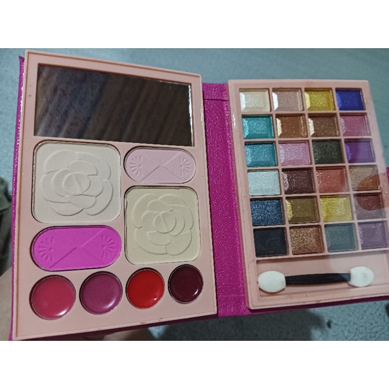 MINI MAKE UP PALLETE LENGKAP EYESHADOW LIPSTIK BLUSH ON BEDAK
