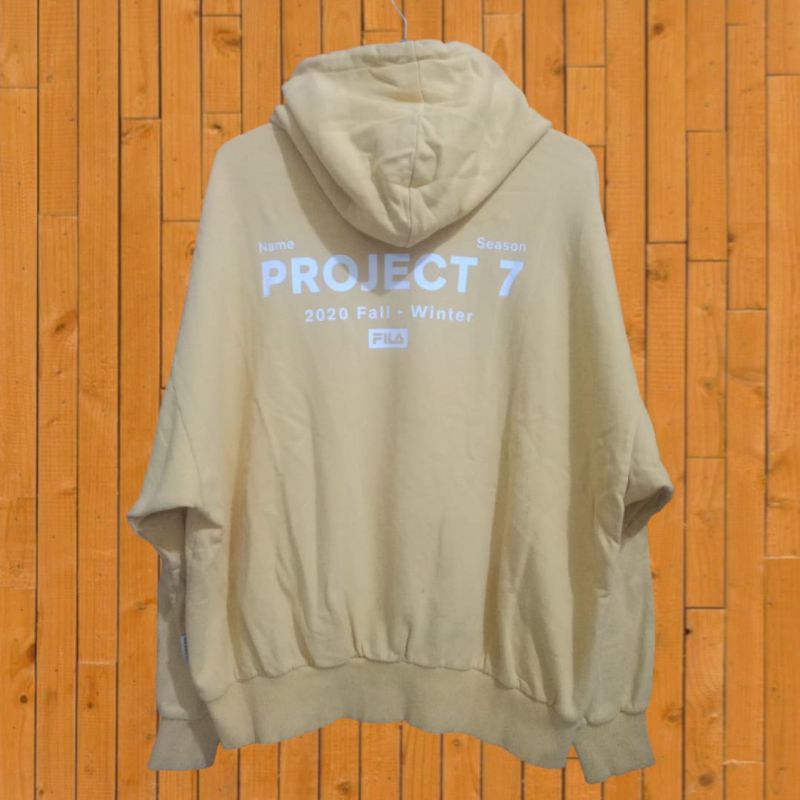 Hoodie Over Fila Project 7