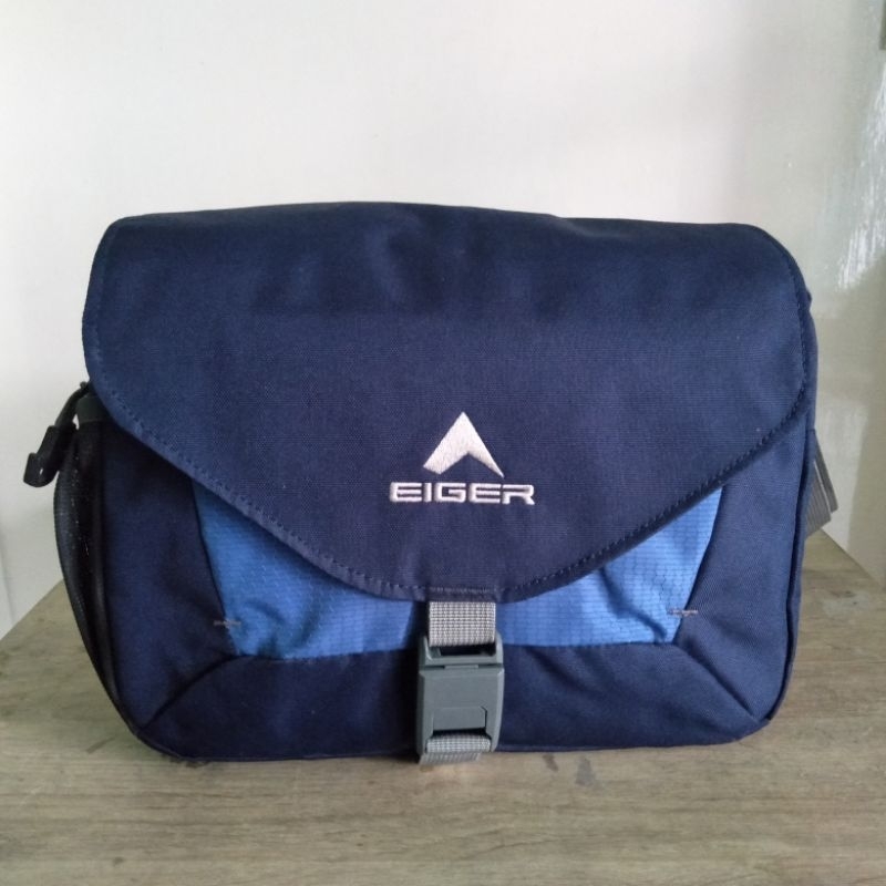 [Preloved] Tas Selempang Eiger Biru