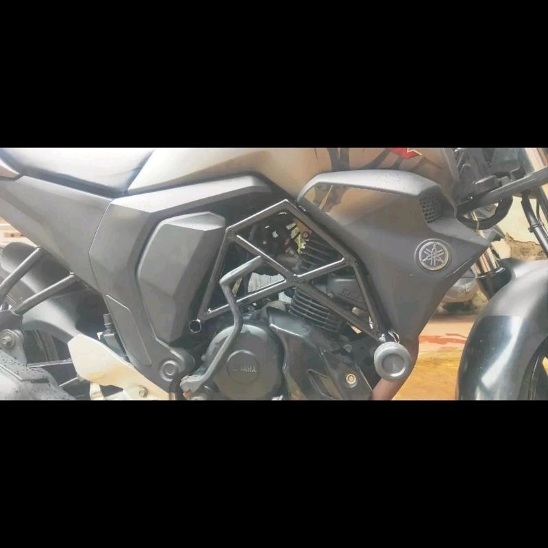 Tubular pelindung body byson fi