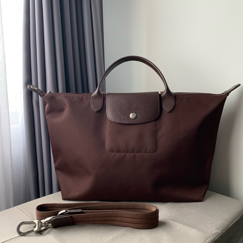 Preloved Longchamp Le Pliage Neo Medium Top Handle Chocolate with Strap