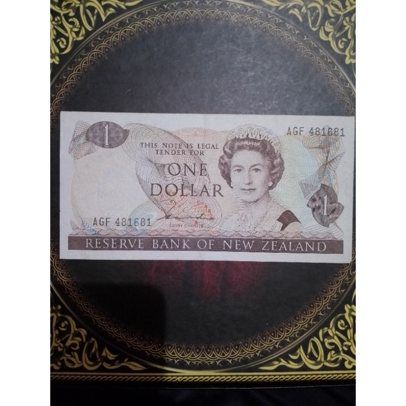 Uang New Zealand 1 dollar 1981 vf
