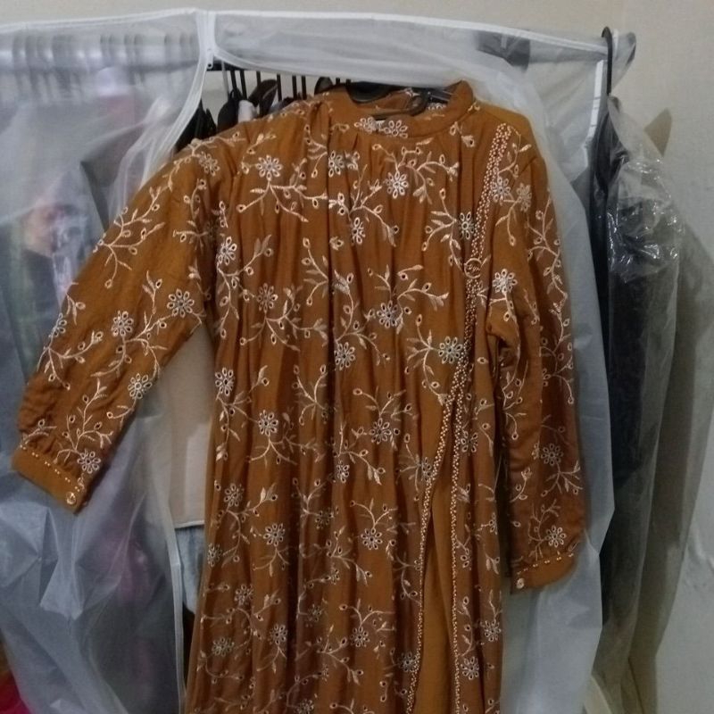 Gamis Deyura