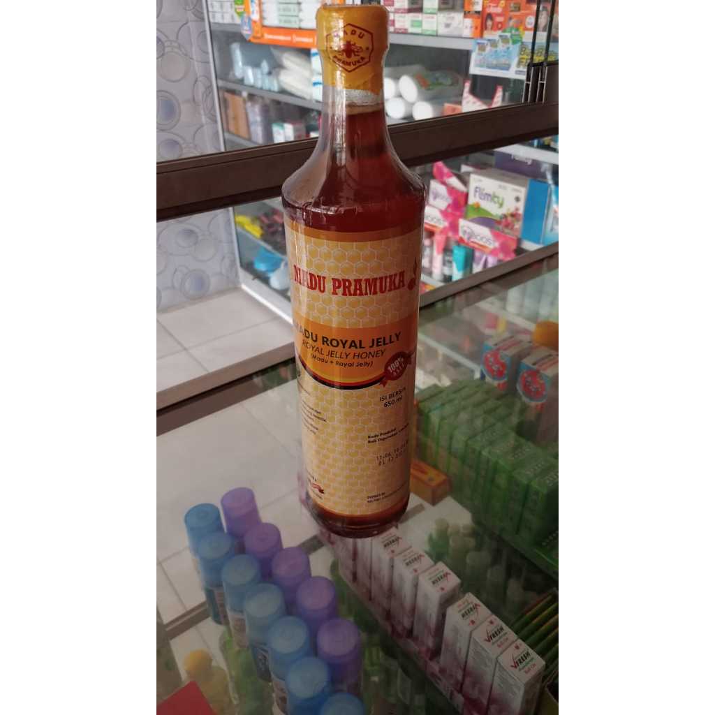 

Madu Pramuka Royal Jelly 650ml