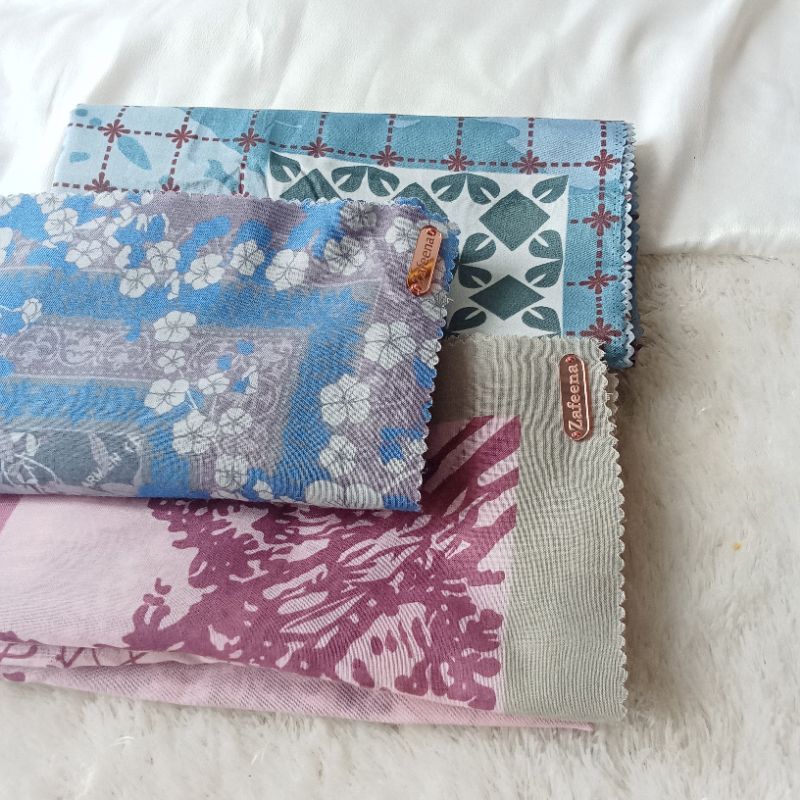 Hijab Segiempat Voal Motif by Kayla Hijab