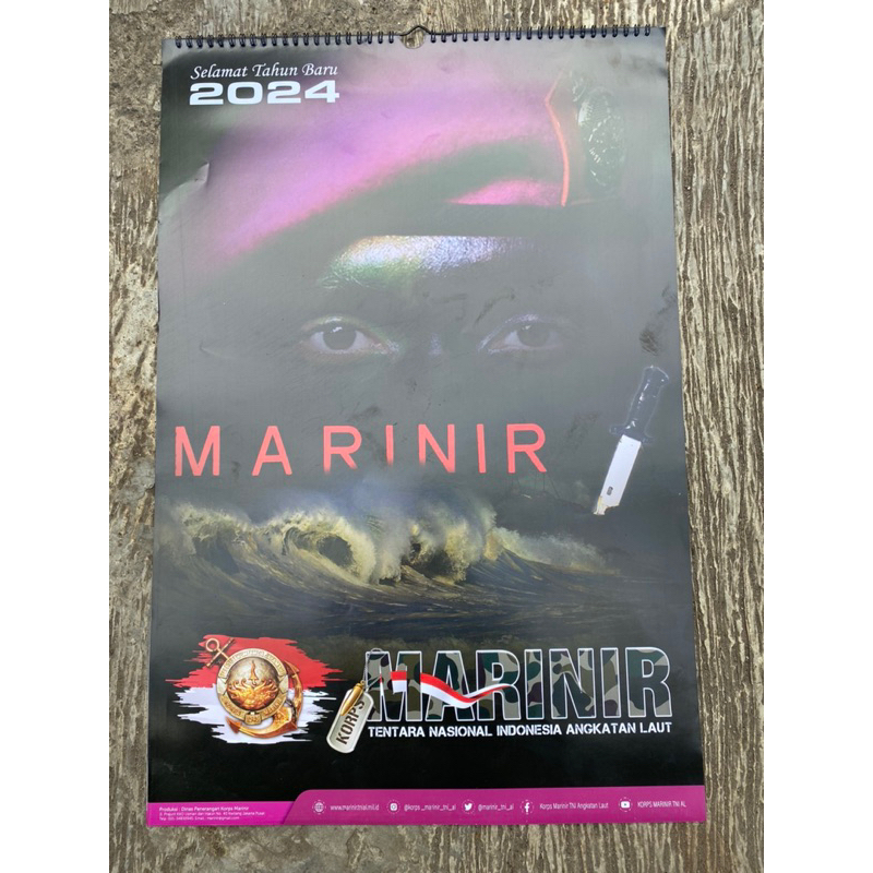 

KALENDER MARINIR 2024