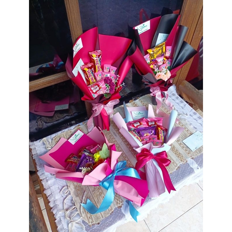 

Snacks Bouquet, Hand Bouquet Snacks, Kado Spesial Hand Bouquet Murah