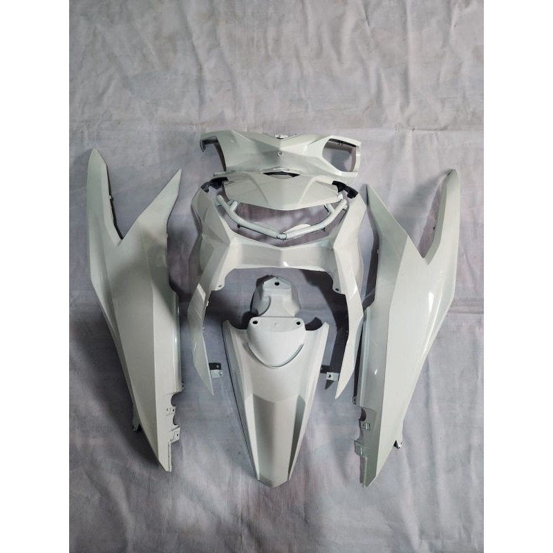 body beat deluxe cover full set body halus beat deluxe tahun 2020 2021 2022 warna putih