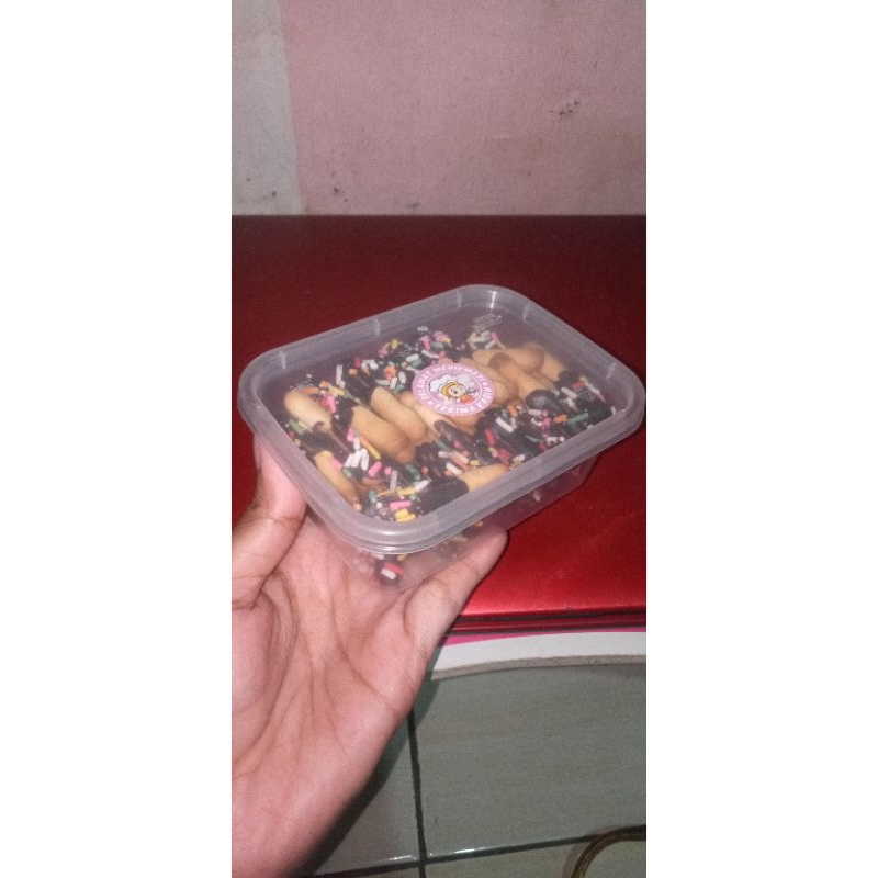 

Biskuit Stik Mini Celup Coklat Kemasan Cup 200ml Jajanan Viral Jajanan Anak Snack Ultah Camilan