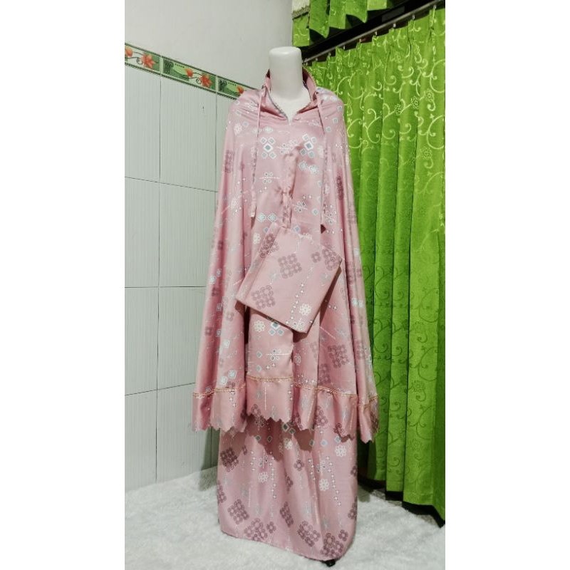 mukenah 2 in 1 dior silk motif etnik