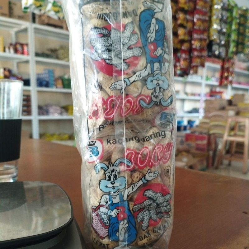 

kacang garing BOBY 1pak isi 20pcs